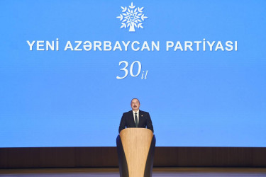 İlham Əliyev Yeni Azərbaycan Partiyasının yaradılmasının 30 illiyi münasibətilə keçirilən tədbirdə çıxış edib