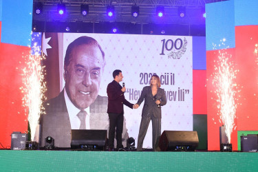 Abşeron rayonunda Ümummilli Lider Heydər Əliyevin 100 illik yubileyinə həsr olunmuş konsert keçirilmişdir