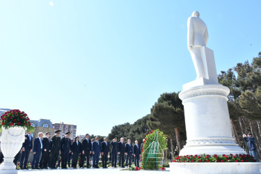 Ümummilli Lider Heydər Əliyevin anadan olmasının 103-cü ildönümü Abşeron rayonunda qeyd edilib