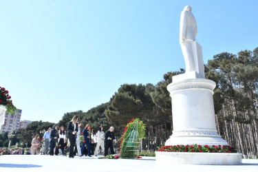 Ümummilli Lider Heydər Əliyevin anadan olmasının 103-cü ildönümü Abşeron rayonunda qeyd edilib
