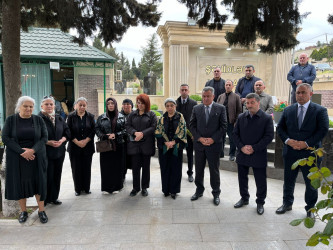 Abşeronda şəhidlər anılıb, ailə üzvlərinə baş çəkilib