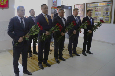 Ümummilli Lider Heydər Əliyevin anadan olmasının 102-ci ildönümü Həştərxan vilayətində qeyd edilib