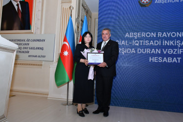 Abşeronda 2025-ci ilin sosial-iqtisadi inkişafının yekunlarına və qarşıda duran vəzifələrə həsr olunan hesabat yığıncağı keçirilib