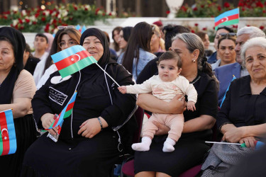 Abşeron rayonunda Ümummilli Lider Heydər Əliyevin anadan olmasının 102-ci ildönümü münasibəti ilə konsert keçirilmişdir