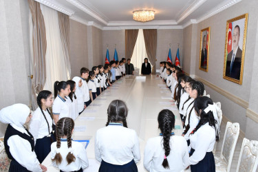 Abşeronda “Heydər Əliyev və Azərbaycan memarlığı” mövzusunda inşa-yazı müsabiqəsi keçirilib