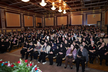 Abşeronda şəhid ailələrinin xanım üzvləri ilə birgə 8 Mart - Beynəlxalq Qadınlar Günü münasibəti ilə tədbir keçirilib