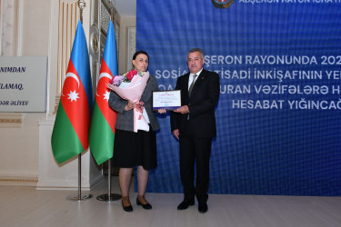 Abşeronda 2025-ci ilin sosial-iqtisadi inkişafının yekunlarına və qarşıda duran vəzifələrə həsr olunan hesabat yığıncağı keçirilib