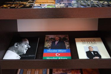 Ümummilli Lider Heydər Əliyevin anadan olmasının 103-cü ildönümü Həştərxan vilayətində qeyd edilib