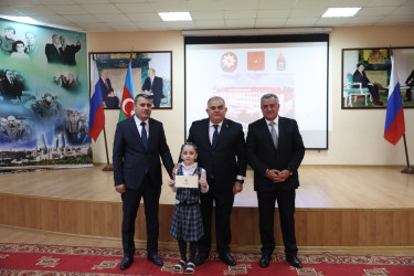 Ümummilli Lider Heydər Əliyevin anadan olmasının 103-cü ildönümü Həştərxan vilayətində qeyd edilib