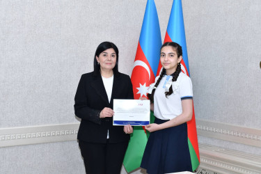 Abşeronda “Heydər Əliyev və Azərbaycan memarlığı” mövzusunda inşa-yazı müsabiqəsi keçirilib