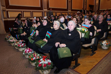 Abşeronda şəhid ailələrinin xanım üzvləri ilə birgə 8 Mart - Beynəlxalq Qadınlar Günü münasibəti ilə tədbir keçirilib