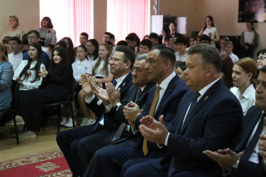 Ümummilli Lider Heydər Əliyevin anadan olmasının 102-ci ildönümü Həştərxan vilayətində qeyd edilib