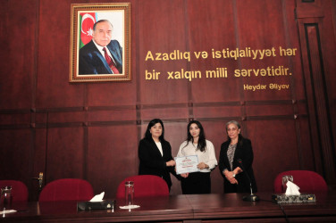 Abşeron RİH-də təcrübə keçən könüllülərin növbəti qrupuna sertifikatlar təqdim edilib