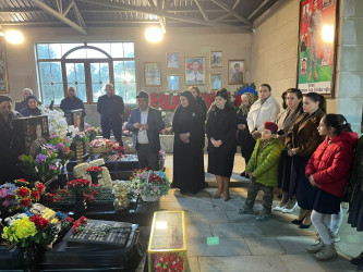 Abşeronda şəhidlər anılıb, ailə üzvlərinə baş çəkilib