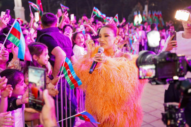 Abşeron rayonunda Ümummilli Lider Heydər Əliyevin anadan olmasının 102-ci ildönümü münasibəti ilə konsert keçirilmişdir