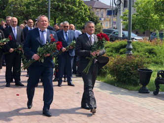 Həştərxanda Ümummilli Lider Heydər Əliyevin anadan olmasının 99-cu ildönümü ilə bağlı tədbirlər keçirilib