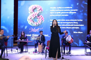 Abşeronda şəhid ailələrinin xanım üzvləri ilə birgə 8 Mart - Beynəlxalq Qadınlar Günü münasibəti ilə tədbir keçirilib