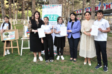Abşeron rayonunda "Konstitusiya və Suverenlik İli" çərçivəsində yeniyetmələr arasında rəsm müsabiqəsi keçirilib