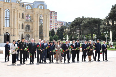 Abşeron rayonunda görkəmli oftalmoloq-alim, akademik Zərifə xanım Əliyevanın 103 illiyi qeyd edilib