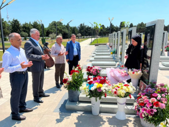 Abşeron rayonunda şəhidlərimiz və onların ailə üzvləri ziyarət olunub
