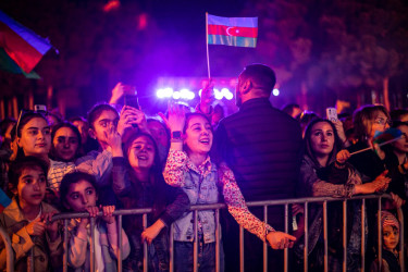 Abşeron rayonunda Ümummilli Lider Heydər Əliyevin 100 illik yubileyinə həsr olunmuş konsert keçirilmişdir