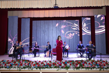 Abşeronda şəhid ailələrinin xanım üzvləri ilə birgə 8 Mart - Beynəlxalq Qadınlar Günü münasibəti ilə tədbir keçirilib